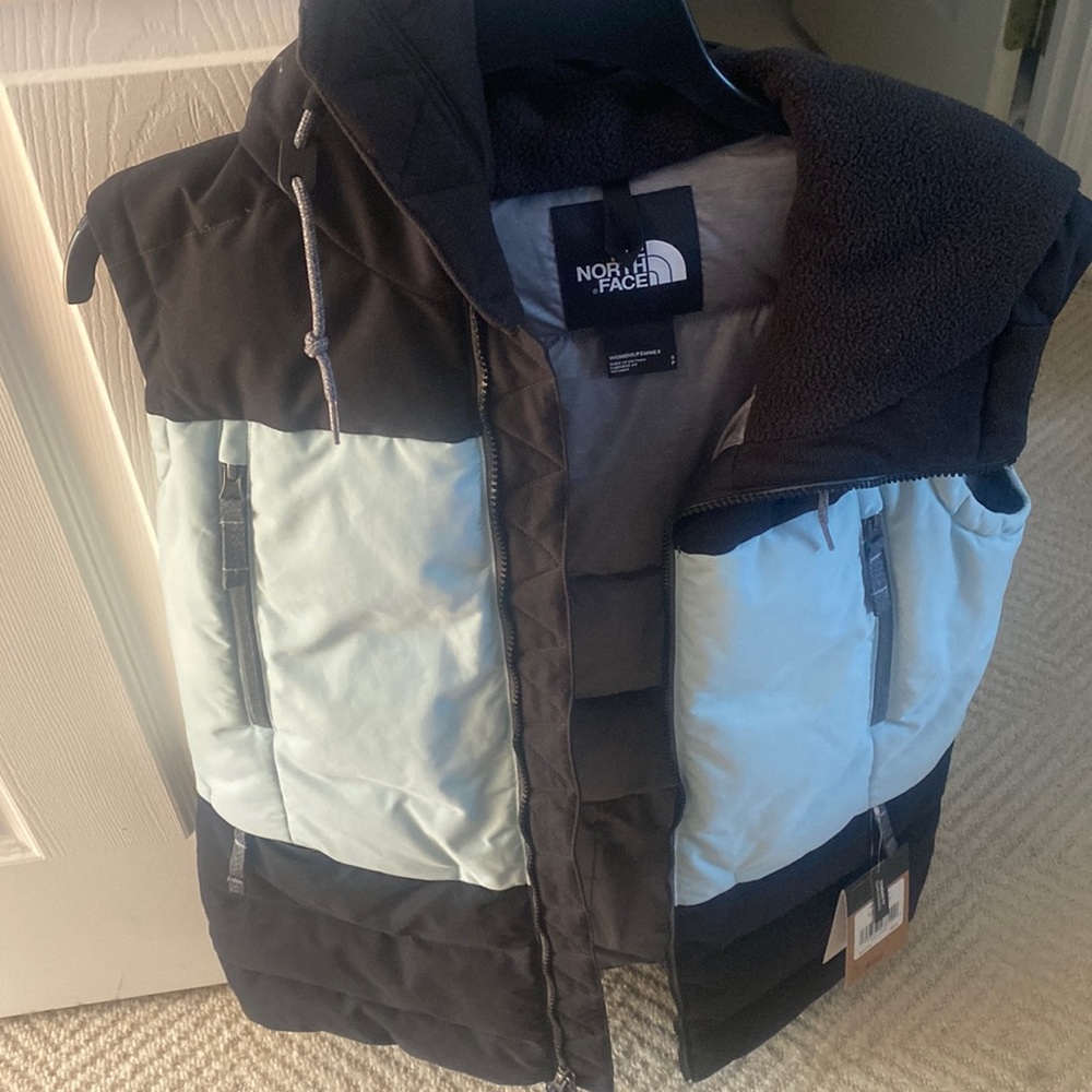 North face vest